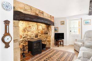 Sitting Room - click for photo gallery